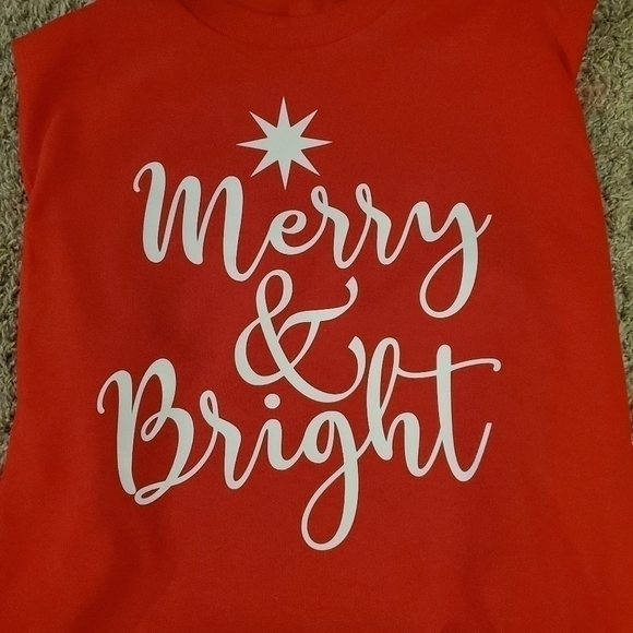 GILDAN Heavy Cotton Blend Christmas tshirt - Picture 1 of 2